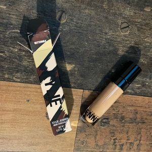 🌻KJ Concealer in Buttermilk🌻